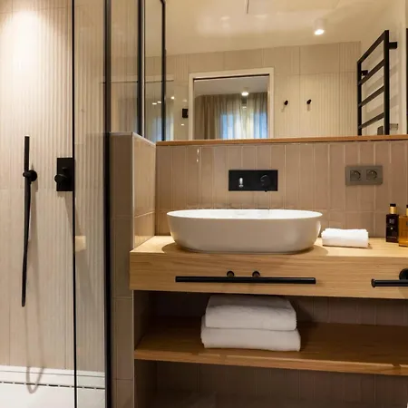 Hotel Beige-2