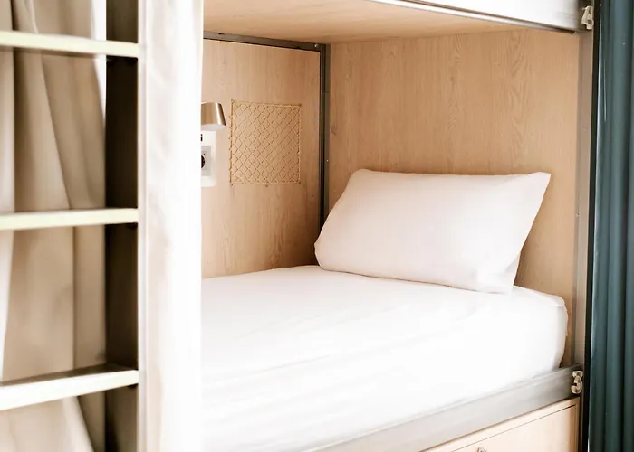 Hotel The Playce By Happyculture Parijs